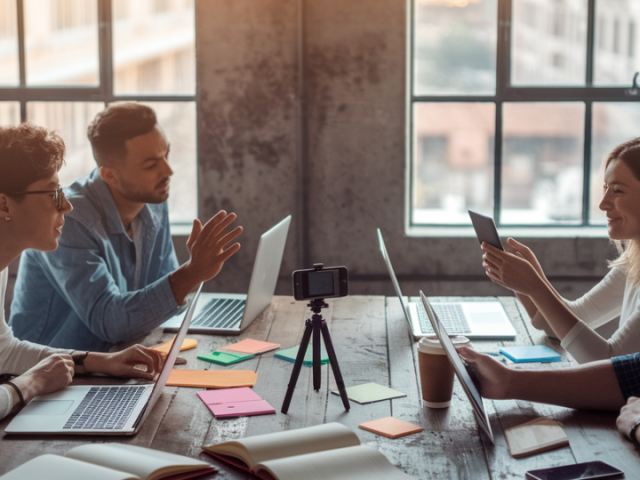 Social Media Marketing Milano: Coinvolgere e Convertire